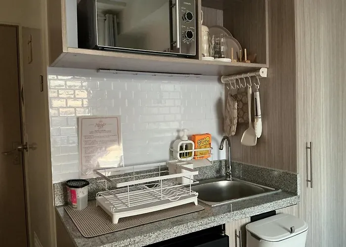 Aparthotel Folklodge In Urban Deca Towers Cubao Manila